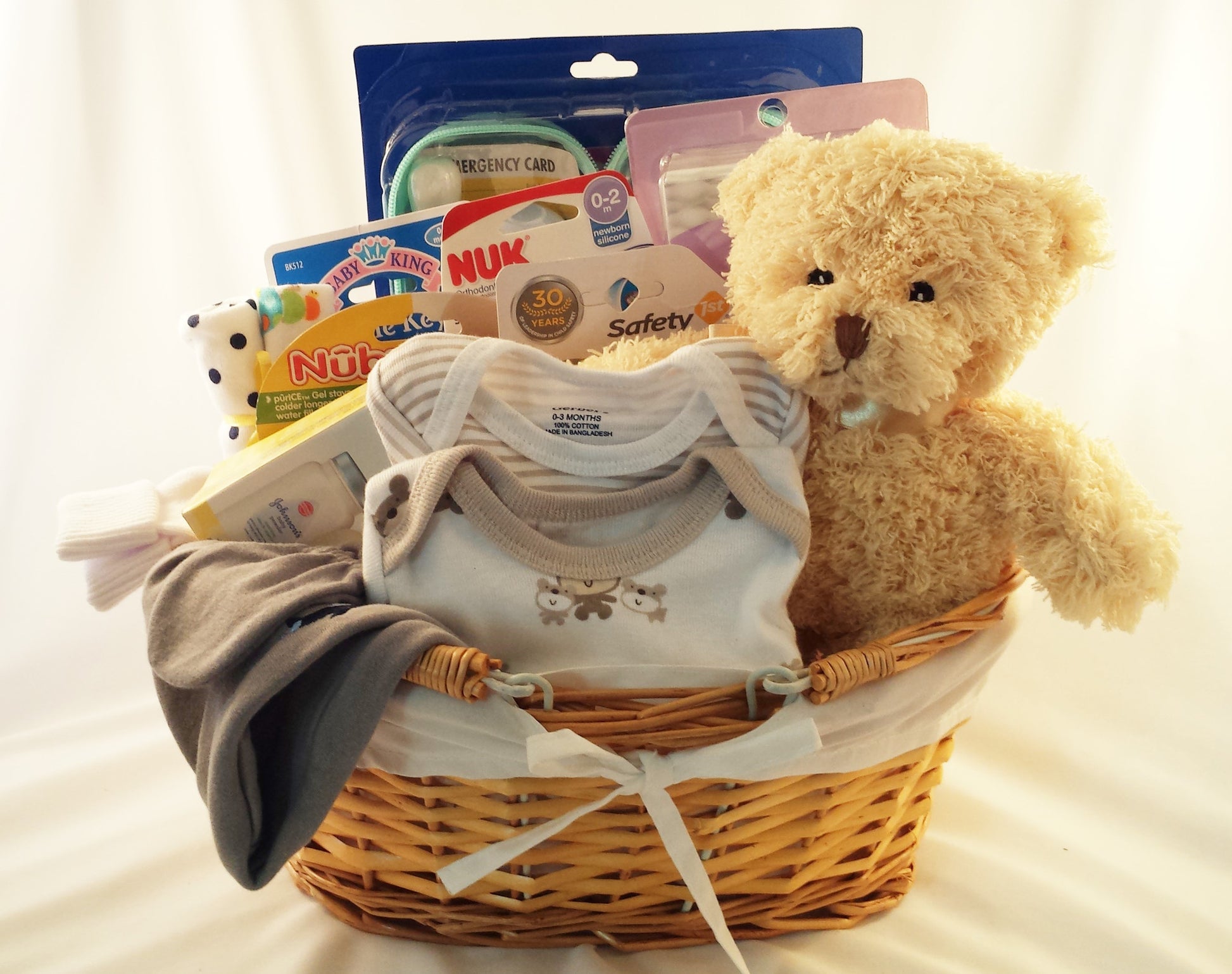 Baby Boy Essentials Deluxe Gift Basket – Bundle of Joy Baskets